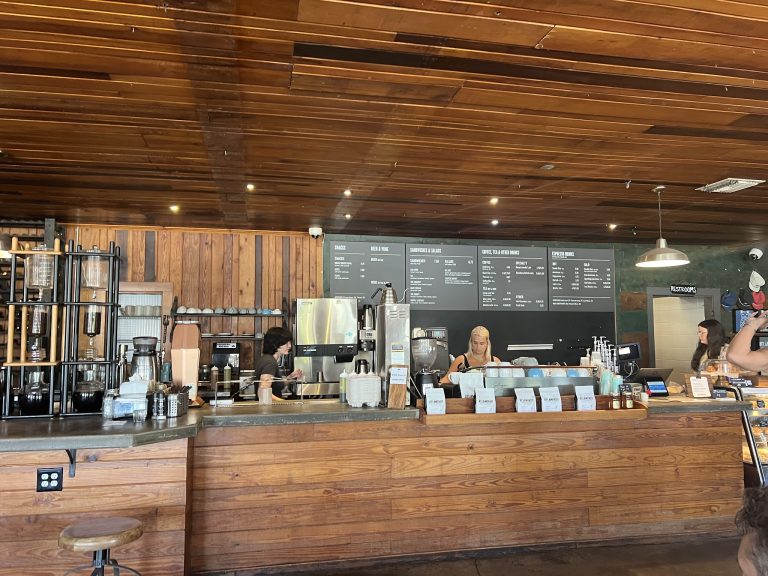 25032 dos coffee wine 768x576