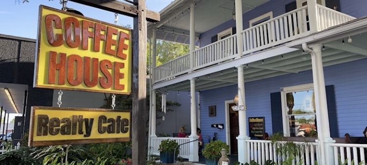 25044 coffee house realty cafe