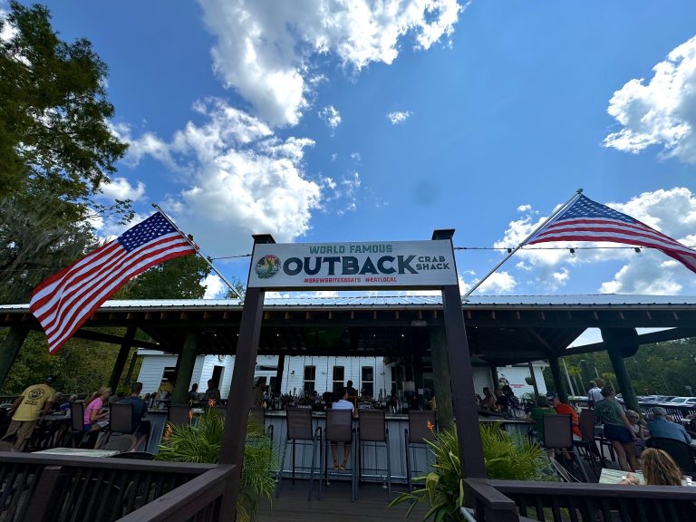 25052 outback crab shack 768x576