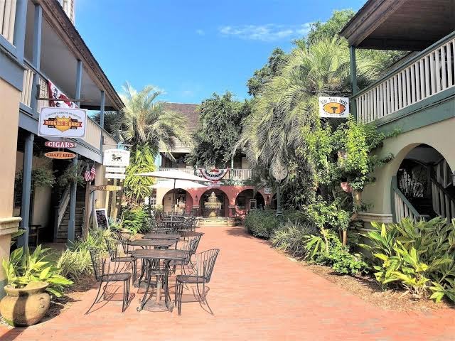 25056 st. george inn