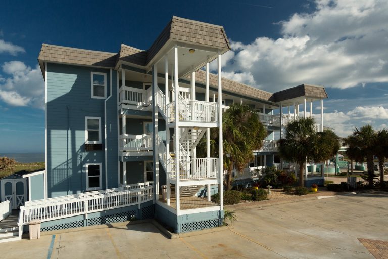 25062 earn up to 15 cash back 8211 the saint augustine beach house 8211 an oceanfront boutique hotel 768x512