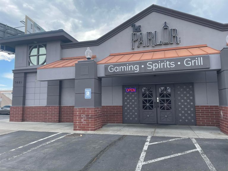 25230 the parlor 768x576