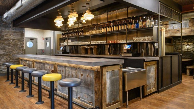 25375 chestnut hill brewing company taproom 768x432