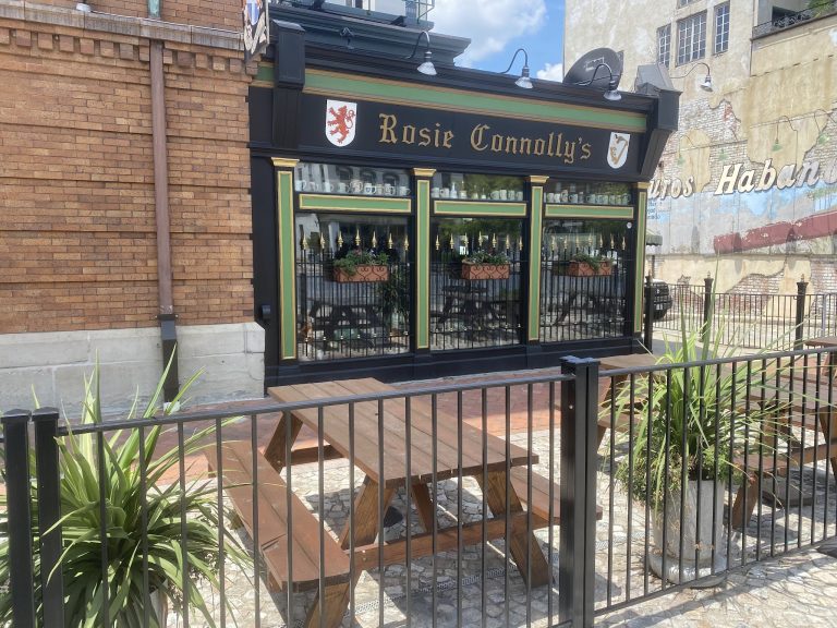 25522 rosie connollys pub restaurant 768x576