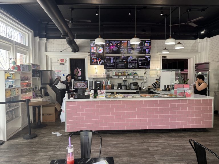 25561 oh mochi richmond 768x576