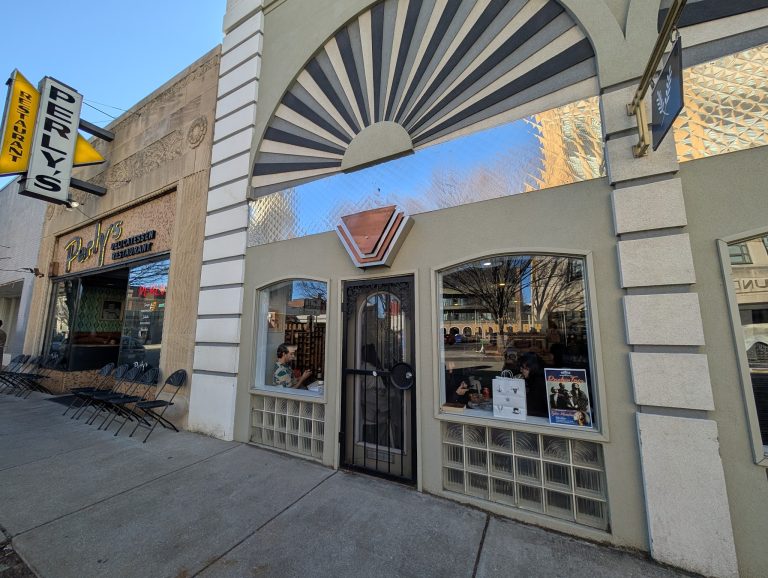 25662 stellas grocery 8211 downtown 768x578