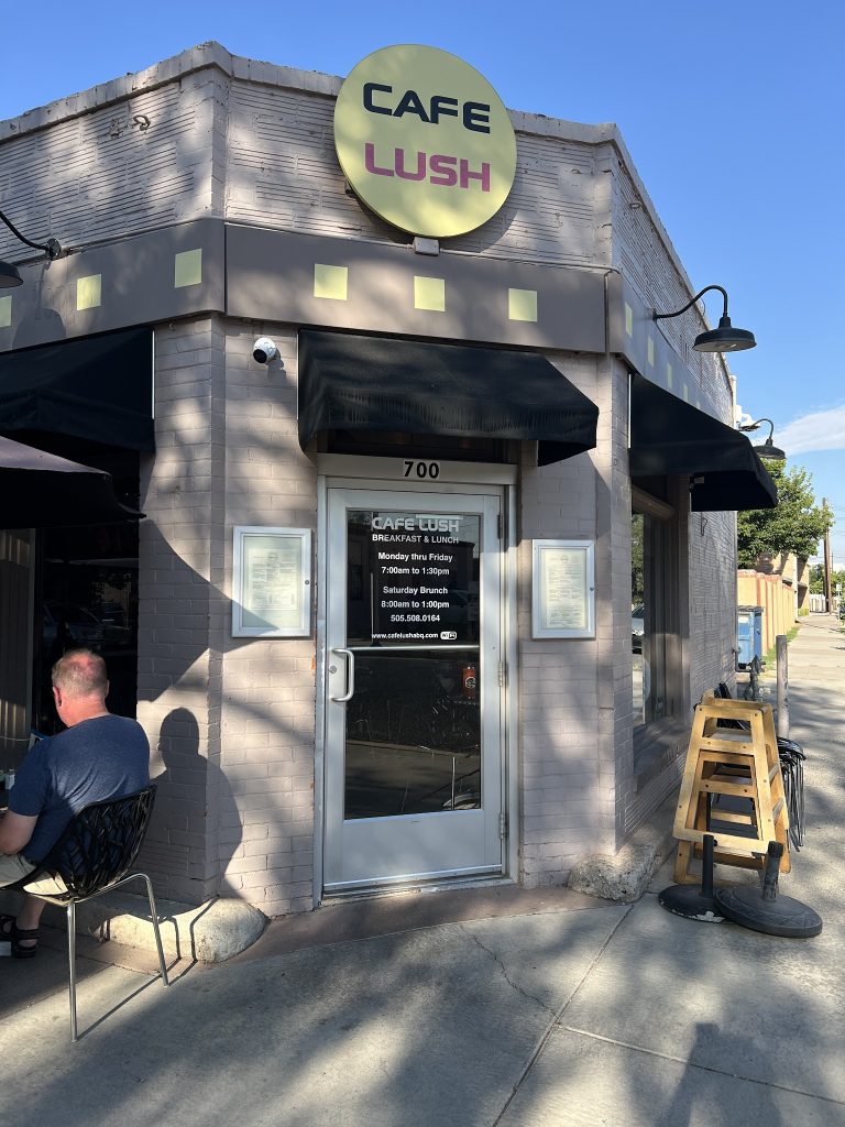 25844 cafe lush 768x1024