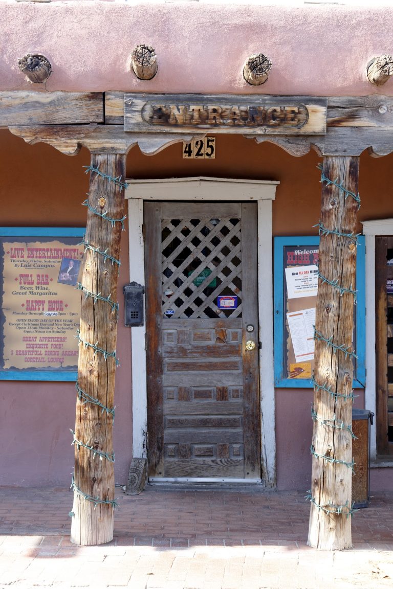 25882 high noon restaurant saloon 768x1152