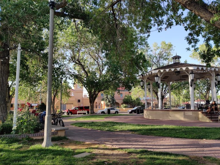 25886 old town plaza 768x576