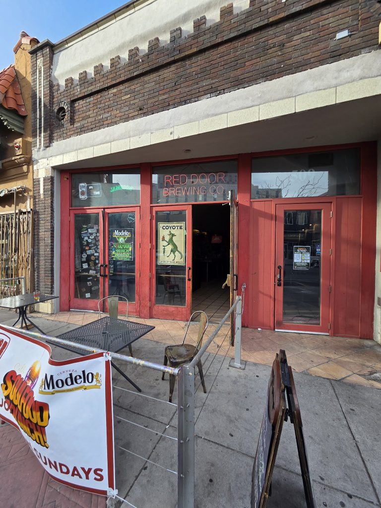 25909 red door bar 768x1024