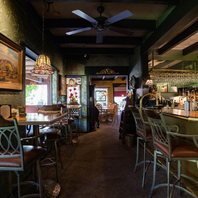 25988 judis restaurant lounge 768x768