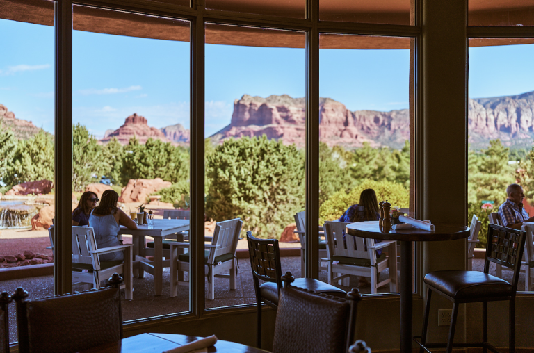 25994 juniper bar grille at sedona golf resort 768x508