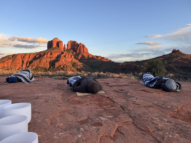 26035 down dog sedona 768x576