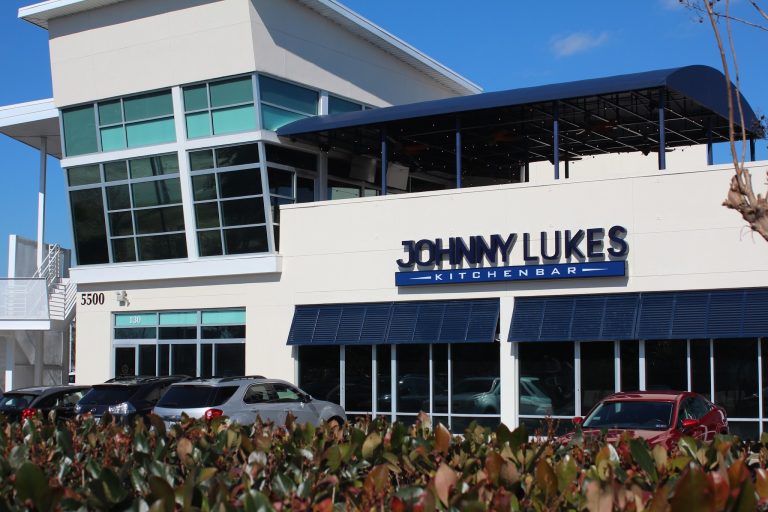 26115 johnnylukes kitchenbar 768x512