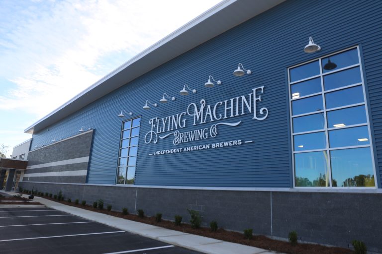 26143 flying machine brewing company 768x512