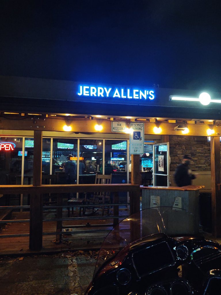 26181 katys grill and bar 768x1024