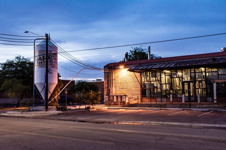 26282 barrio brewing co 768x512