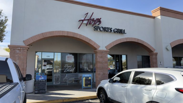 26385 hops sports grill 768x432