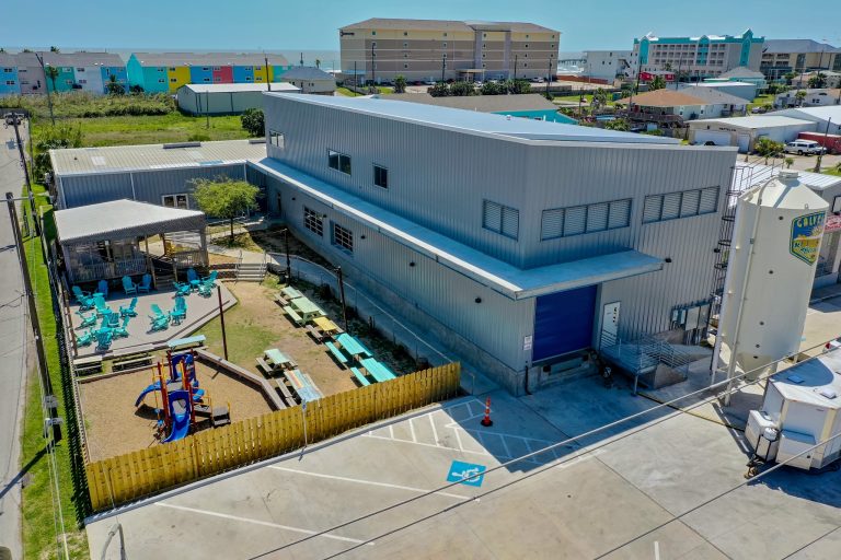 26556 galveston island brewing 768x512