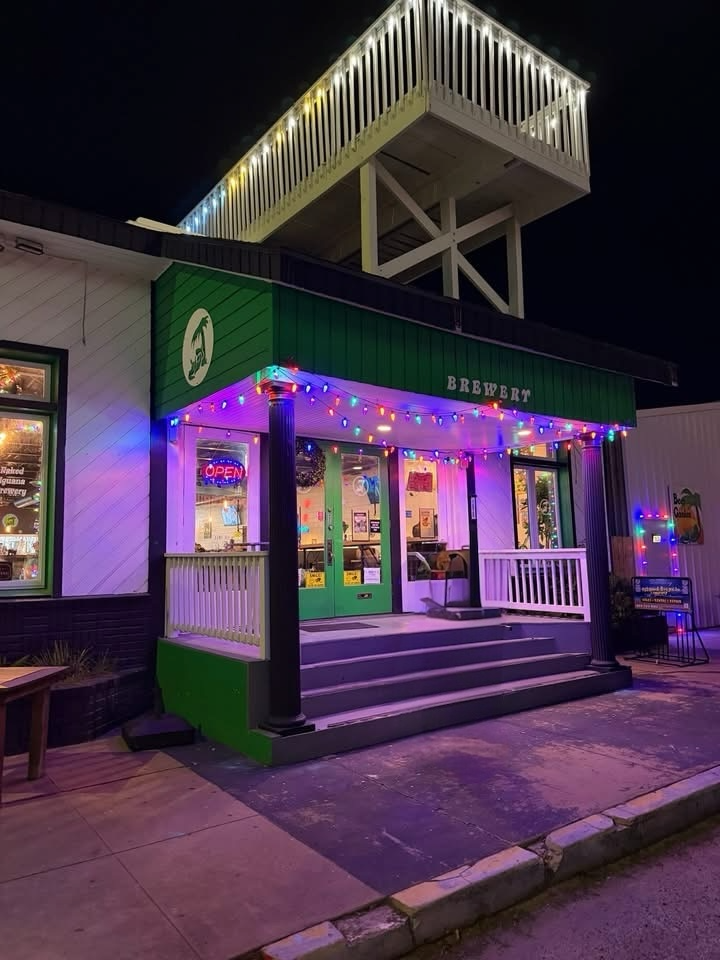 26626 naked iguana brewery