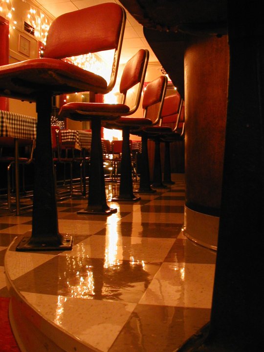 26679 stepping stone cafe