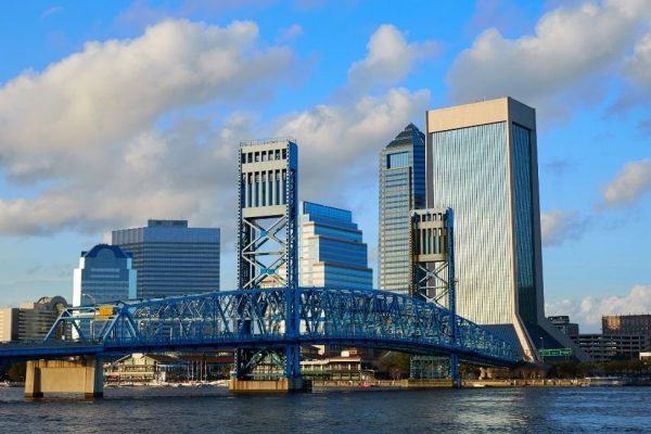 Jacksonville, FL dog friendly restaurants