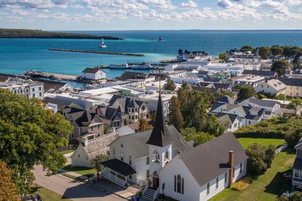 Dog Friendly Restaurants in Mackinaw Island, Michigan
